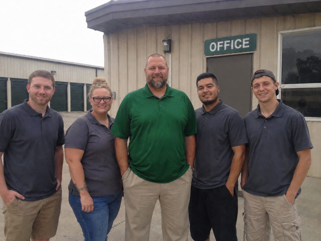 Pest control professionals in Lincoln, NE